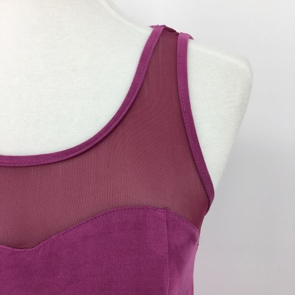 Mink Pink Faux Suede Dress Women's Size Medium EUC Mauve Fuschia - Picture 10 of 12